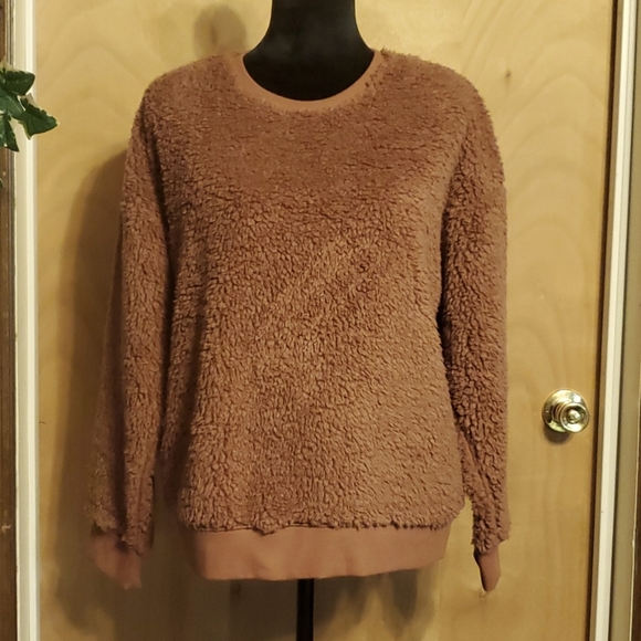 A.New DAY Sherpa like pullover top brown/mauve a size X new with tags. - Picture 1 of 5